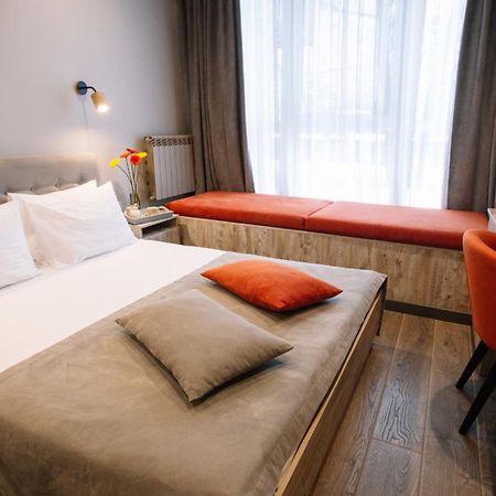 Time Hotel Kiev Extérieur photo