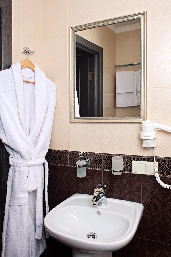 Time Hotel Kiev Extérieur photo